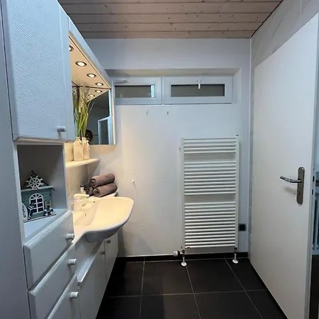 Hori Nest - Garten Apartment *